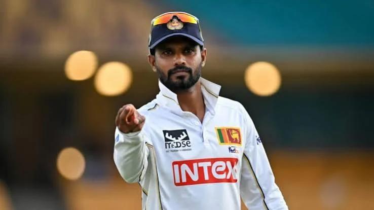 'ഇനി അടുത്ത തലമുറ നയിക്കട്ടെ'; ശ്രീലങ്കൻ ടെസ്റ്റ് ക്യാപ്റ്റൻ സ്ഥാനമൊഴിഞ്ഞ് ധനഞ്ജയ ഡി സിൽവ